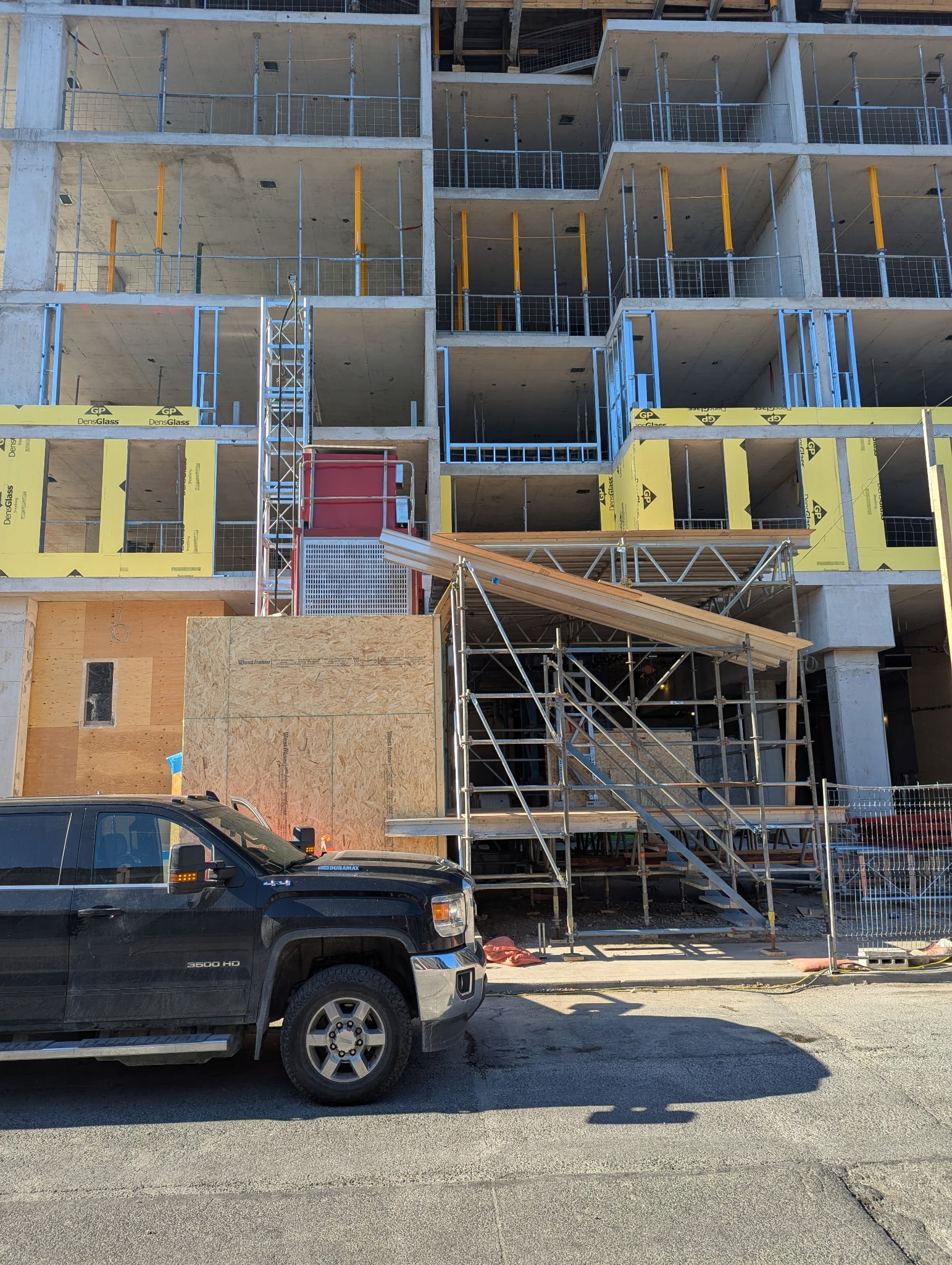 11F42DC4-49E0-46F5-8C8D-317332344D5B